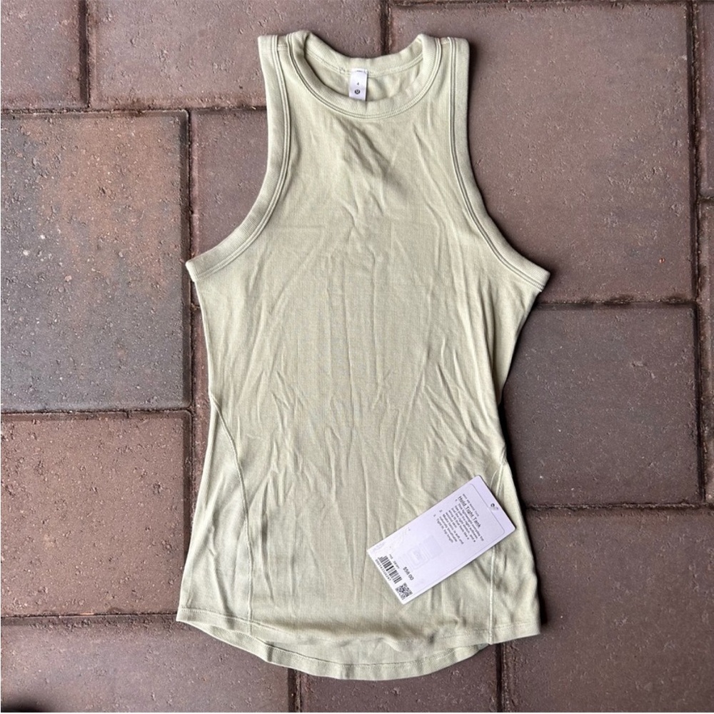 lululemon hold tight tank *brand new & never worn*